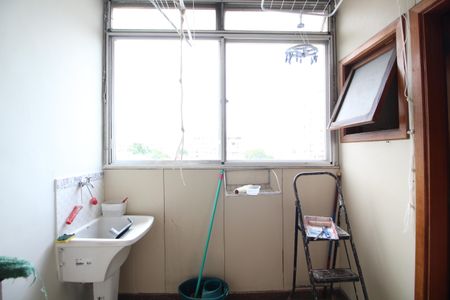 Apartamento à venda com 93m², 2 quartos e 1 vagaÁrea de Serviço