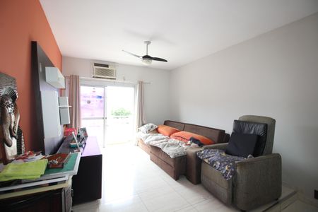 Apartamento à venda com 93m², 2 quartos e 1 vagaSala