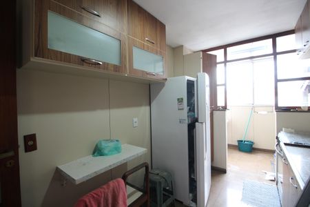 Apartamento à venda com 93m², 2 quartos e 1 vagaCozinha