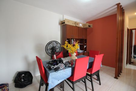 Apartamento à venda com 93m², 2 quartos e 1 vagaSala