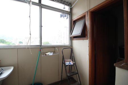 Apartamento à venda com 93m², 2 quartos e 1 vagaÁrea de Serviço