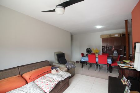 Apartamento à venda com 93m², 2 quartos e 1 vagaSala