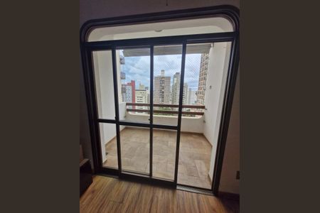 Apartamento à venda com 1 quarto, 62m² em Cambuí, Campinas