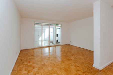 Sala de casa para alugar com 3 quartos, 164m² em Vila Cordeiro, São Paulo