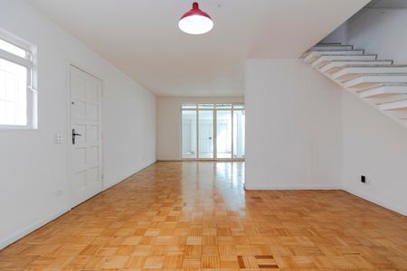 Sala de casa para alugar com 3 quartos, 164m² em Vila Cordeiro, São Paulo