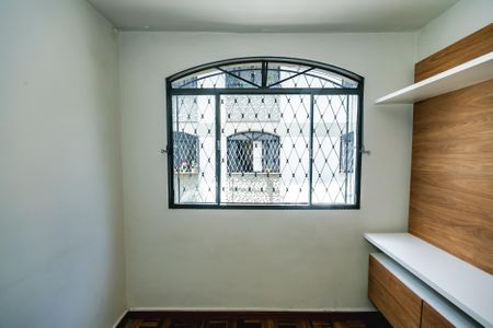 Apartamento à venda com 3 quartos, 66m² em Liberdade, Belo Horizonte