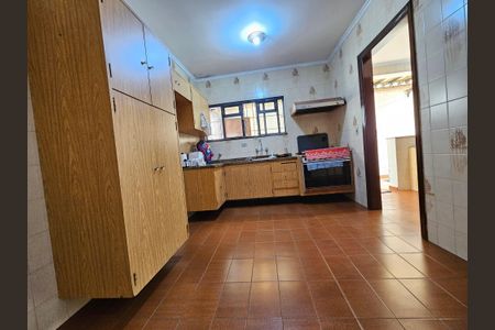 Casa à venda com 236m², 5 quartos e 4 vagasCozinha