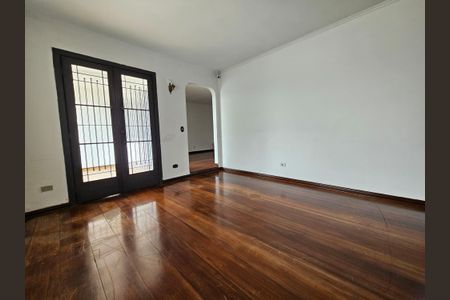 Casa à venda com 236m², 5 quartos e 4 vagasSala 1