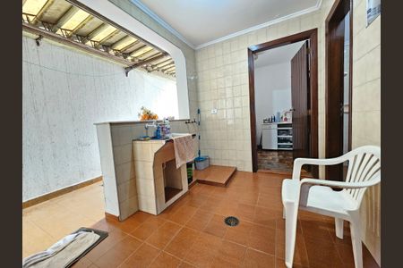 Casa à venda com 236m², 5 quartos e 4 vagasÁrea de Serviço