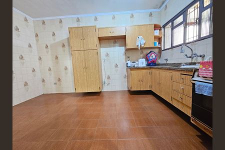 Casa à venda com 236m², 5 quartos e 4 vagasCozinha