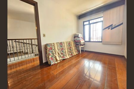 Casa à venda com 236m², 5 quartos e 4 vagasQuarto 1