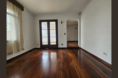 Casa à venda com 236m², 5 quartos e 4 vagasSala 1
