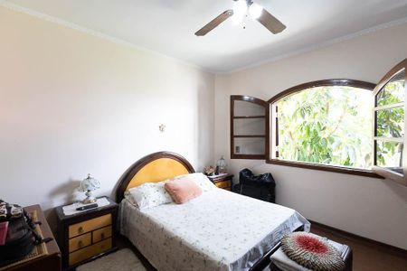 Closet da suíte 3 de casa à venda com 5 quartos, 284m² em Vila Paiva, São Paulo