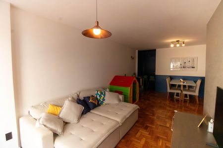 Sala de apartamento à venda com 3 quartos, 100m² em Icaraí, Niterói