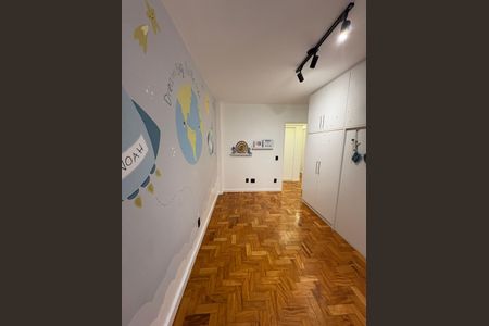 Quarto 1 de apartamento à venda com 3 quartos, 100m² em Icaraí, Niterói