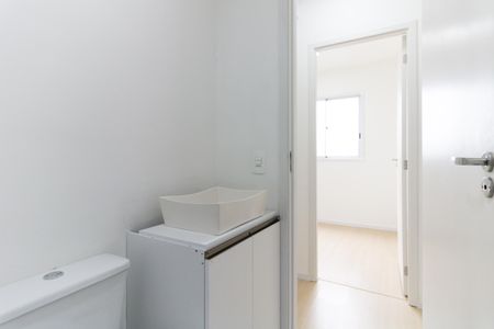 Apartamento para alugar com 38m², 2 quartos e sem vaga Apartamento para alugar com 38m², 2 quartos e sem vagaBanheiro