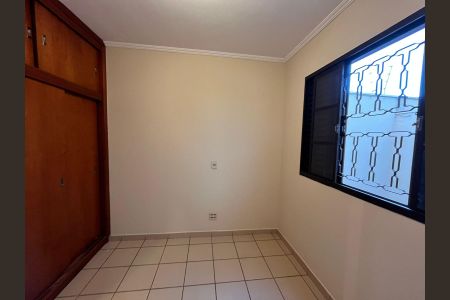 Casa para alugar com 110m², 2 quartos e 2 vagas