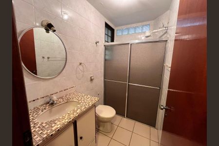 Casa para alugar com 110m², 2 quartos e 2 vagas