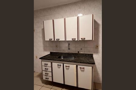 Casa para alugar com 110m², 2 quartos e 2 vagas