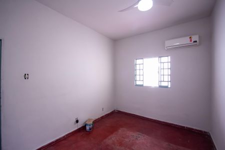 Quarto de casa para alugar com 1 quarto, 40m² em Jardim Catarina, São Gonçalo