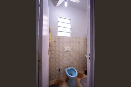 Banheiro de casa para alugar com 1 quarto, 40m² em Jardim Catarina, São Gonçalo