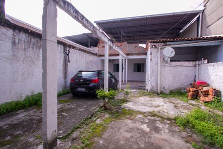 Casa para alugar com 40m², 1 quarto e 2 vagas Casa para alugar com 40m², 1 quarto e 2 vagasQuintal