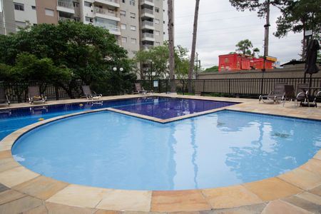 Apartamento à venda com 62m², 3 quartos e 1 vaga Apartamento à venda com 62m², 3 quartos e 1 vagaÁrea comum - Piscina