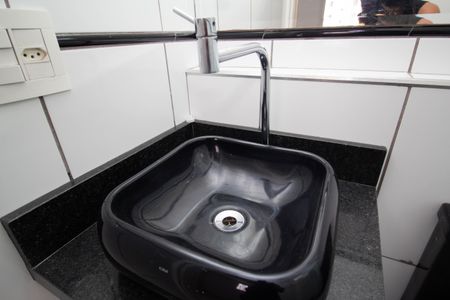 Apartamento à venda com 62m², 3 quartos e 1 vaga Apartamento à venda com 62m², 3 quartos e 1 vagaBanheiro da Suíte