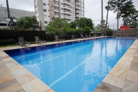 Apartamento à venda com 62m², 3 quartos e 1 vaga Apartamento à venda com 62m², 3 quartos e 1 vagaÁrea comum - Piscina