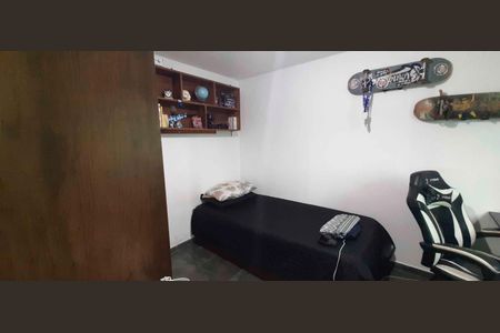 Casa à venda com 250m², 5 quartos e 2 vagasQuarto 2