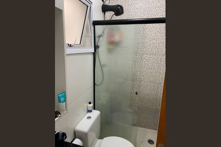 Banheiro de casa à venda com 2 quartos, 49m² em Vila Junqueira, Santo André