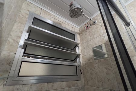 Banheiro de apartamento à venda com 2 quartos, 50m² em Vila Bremen, Guarulhos