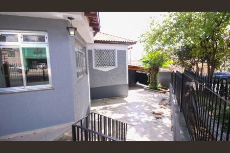 Casa para alugar com 200m², 2 quartos e 3 vagas