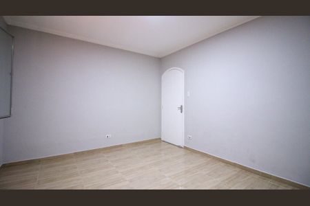 Casa para alugar com 200m², 2 quartos e 3 vagas