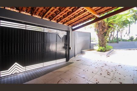 Casa para alugar com 200m², 2 quartos e 3 vagas