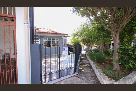 Casa para alugar com 200m², 2 quartos e 3 vagas