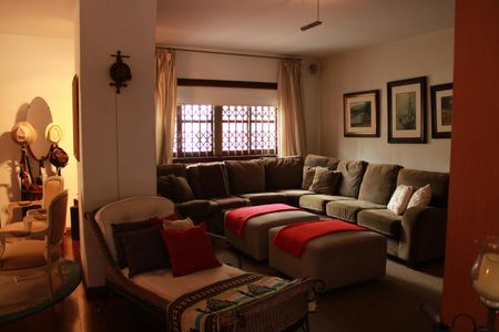 Sala 1 de casa para alugar com 6 quartos, 365m² em Vila Mariana, São Paulo