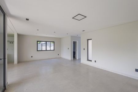 Casa de condomínio para alugar com 264m², 3 quartos e 4 vagasSala