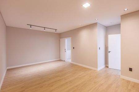 Casa de condomínio para alugar com 264m², 3 quartos e 4 vagasSuíte 1