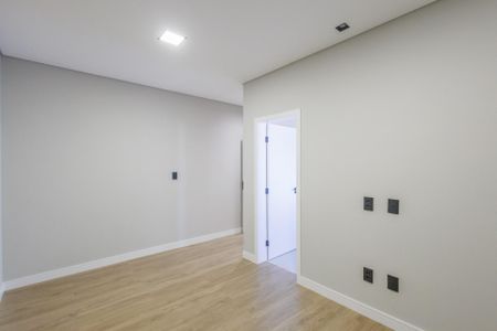 Casa de condomínio para alugar com 264m², 3 quartos e 4 vagasSuíte 3