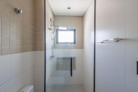 Casa de condomínio para alugar com 264m², 3 quartos e 4 vagasBanheiro Suíte 3