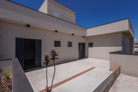 Casa de condomínio para alugar com 264m², 3 quartos e 4 vagasÁrea de lazer piso superior