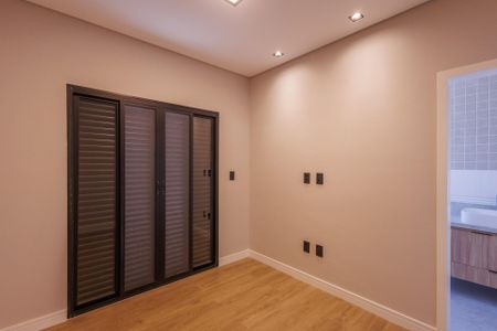 Casa de condomínio para alugar com 264m², 3 quartos e 4 vagasSuíte 2