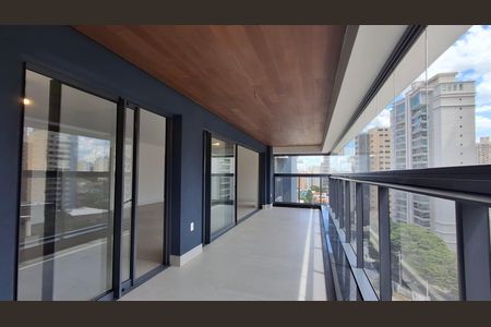 varanda de apartamento à venda com 3 quartos, 190m² em Cambuí, Campinas