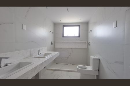 Apartamento à venda com 190m², 3 quartos e 3 vagasBanheiro Suíte Master