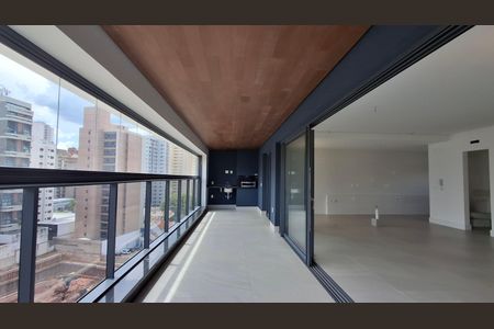 Apartamento à venda com 190m², 3 quartos e 3 vagasvaranda