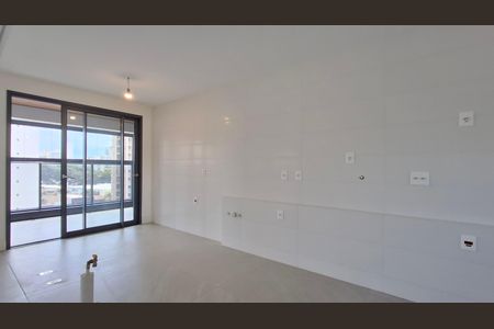 Apartamento à venda com 190m², 3 quartos e 3 vagasCozinha