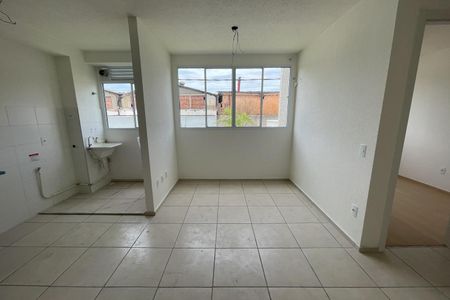 Sala de apartamento para alugar com 2 quartos, 41m² em Vila Ouro Preto, Duque de Caxias