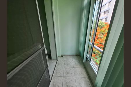Apartamento para alugar com 73m², 2 quartos e sem vagaVaranda do quarto 2