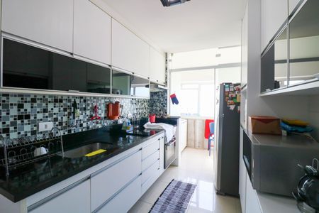 Apartamento à venda com 85m², 2 quartos e 1 vaga Apartamento à venda com 85m², 2 quartos e 1 vagaCozinha